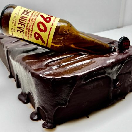 * TURRON TRUFADO NEGRO CON CERVEZA 1009 de GALICIA, HECHO A MANO.