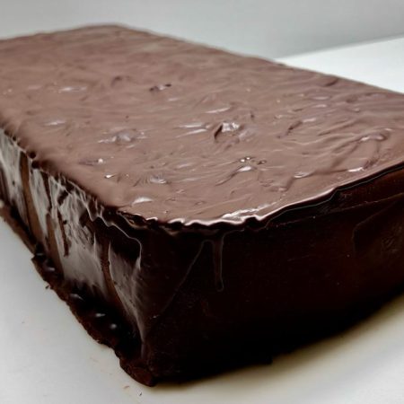 TURRON CON PETAZETTAAPINK  HECHO A MANO.