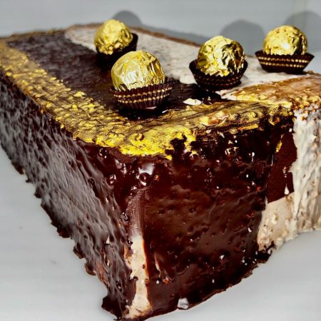 TURRON DOS CHOCOLATES CON FERRERITO  HECHO A MANO.