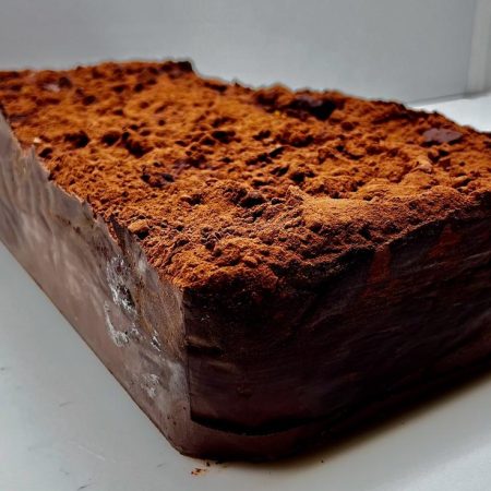 TURRON DE CHOCOLATE NEGRO TIRAMISU. HECHO A MANO.