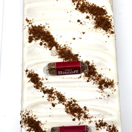 TURRON CON SPECULOOS  HECHO A MANO.