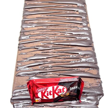 TURRON CON KITKATTIN 70%CACAO HECHO A MANO.