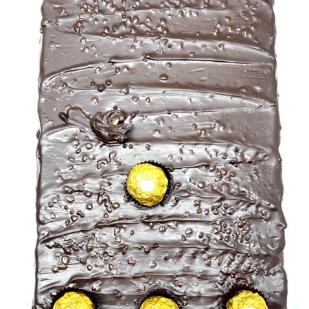 TURRON CON FERRERITO  HECHO A MANO.