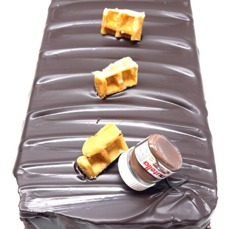 TURRON DE GOFRE CON NUTELLA.  HECHO A MANO.